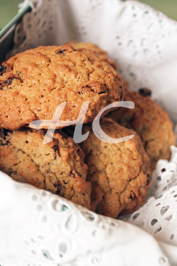 Oat and Raisin Cookies